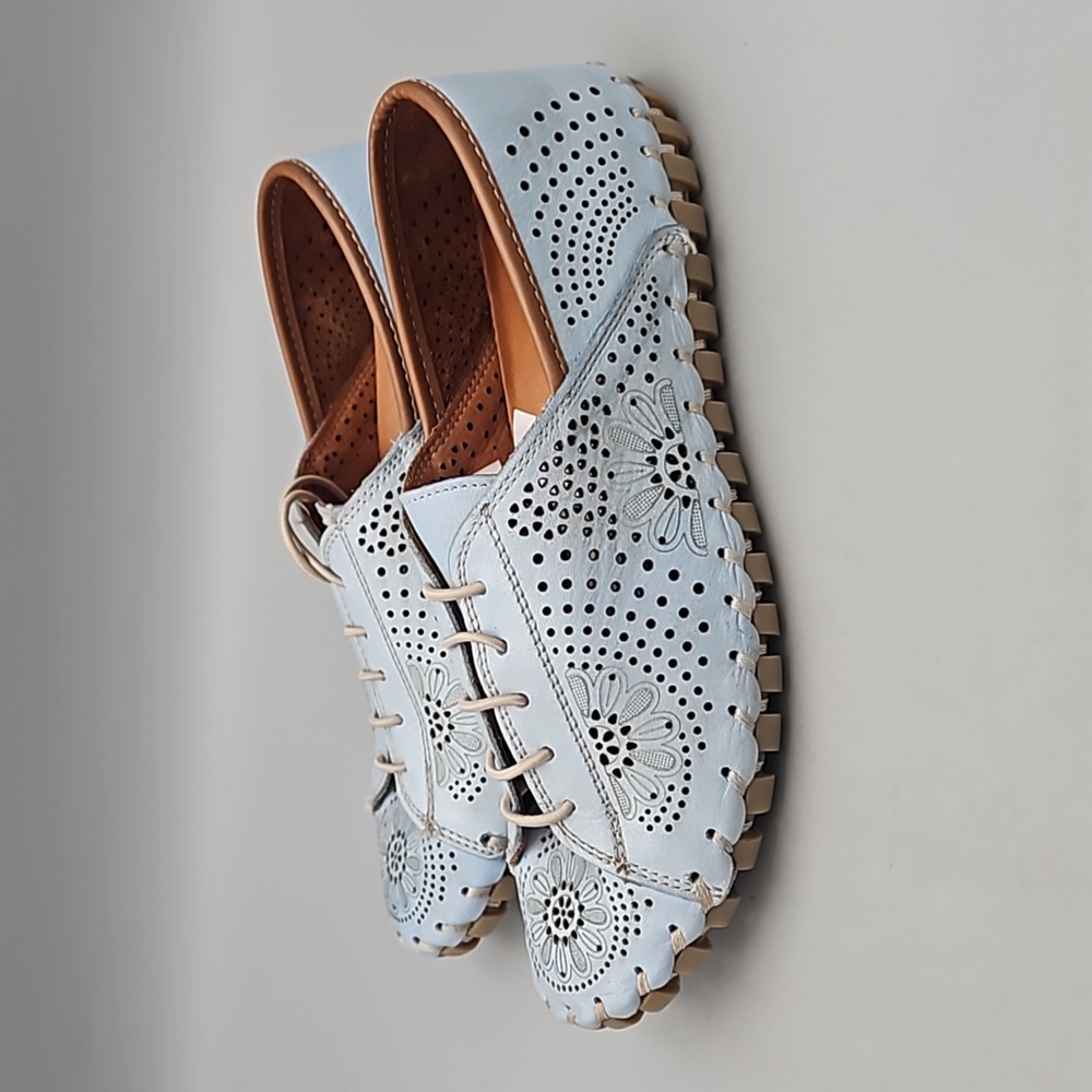 Gelato Theory: sky blue lace sneaker shoes Women 35 US 5